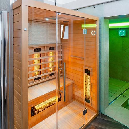 Luxuite Spa Con Piscina E Jacuzzi 알베르벨로 외부 사진