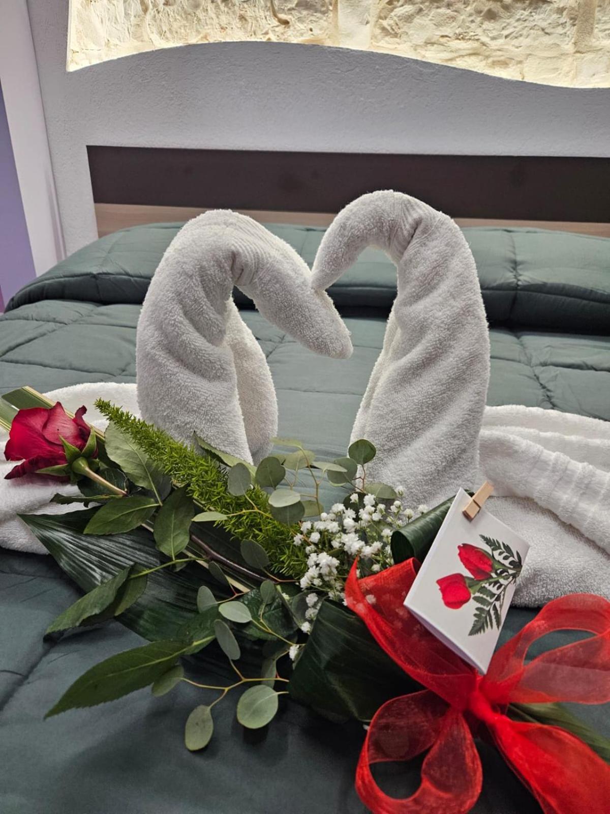 Luxuite Spa Con Piscina E Jacuzzi 알베르벨로 외부 사진