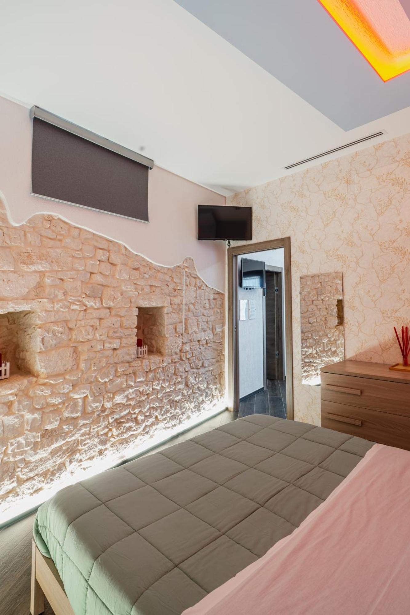 Luxuite Spa Con Piscina E Jacuzzi 알베르벨로 외부 사진