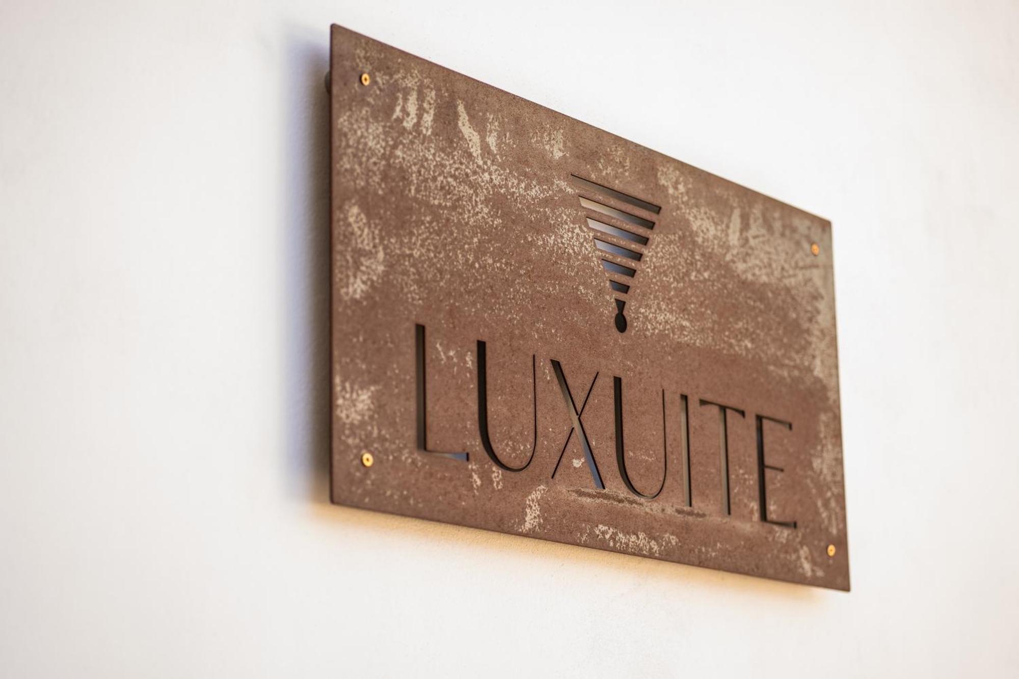 Luxuite Spa Con Piscina E Jacuzzi 알베르벨로 외부 사진